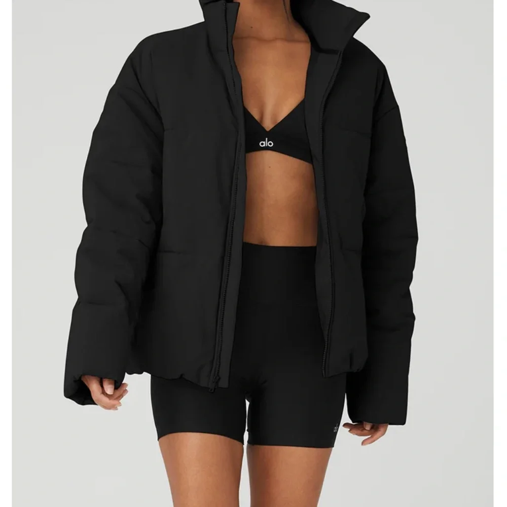 ALO Yoga Black Women's Puffer Jacket oversized - Picture 7 of 16
